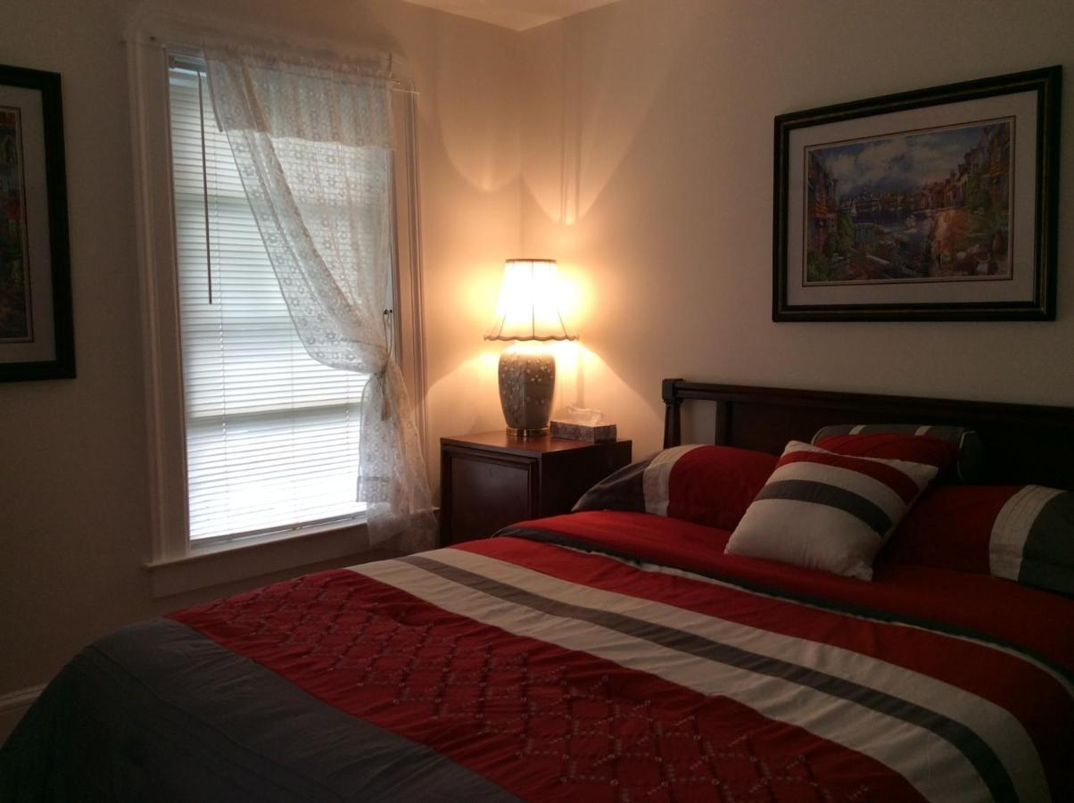 The Yellow House Bed & Breakfast Stanstead Plain Eksteriør bilde